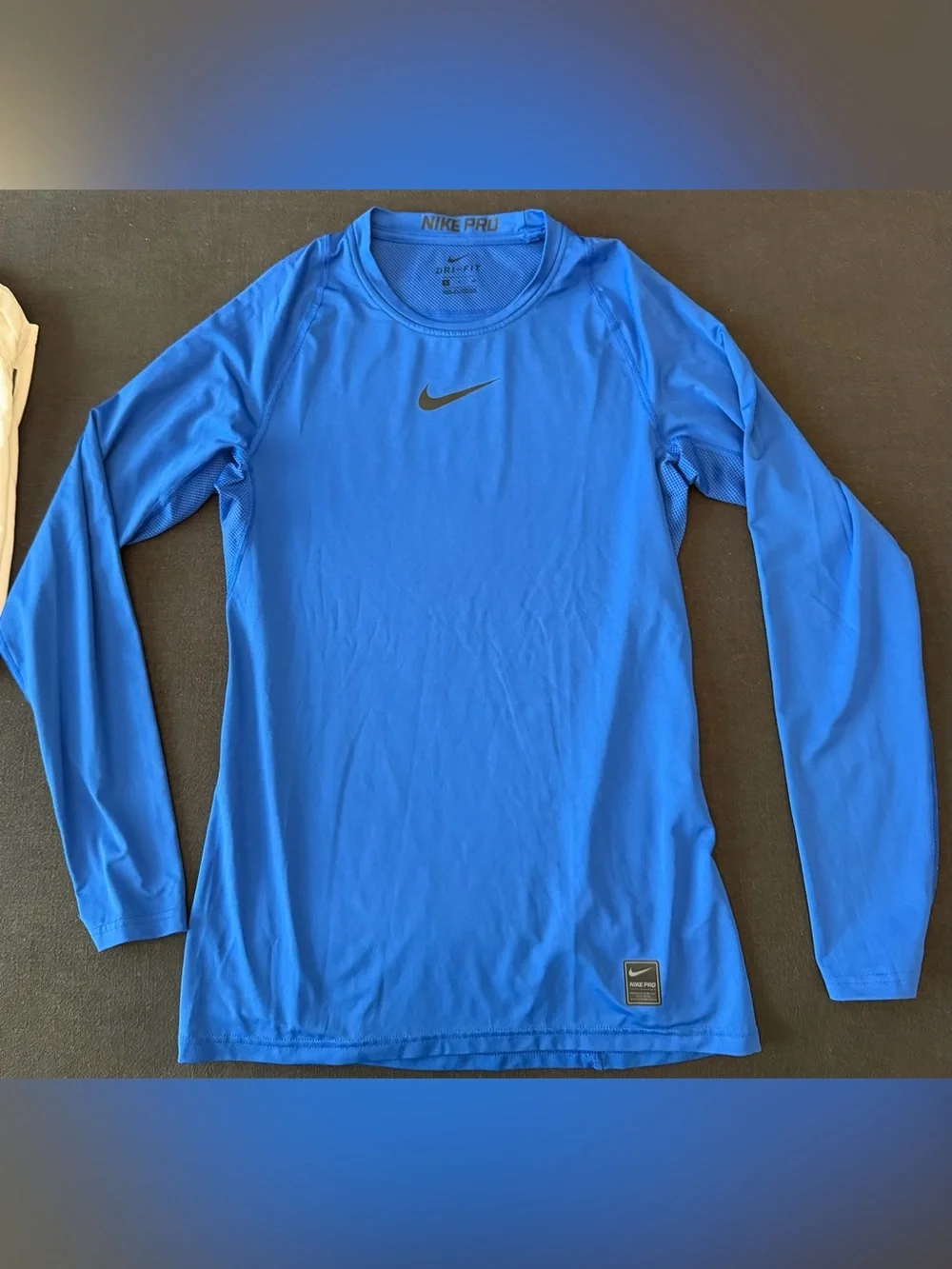 Nike Dri-FIT Long Sleeve Tees in White, Royal Blue & Gray - Lot of 4